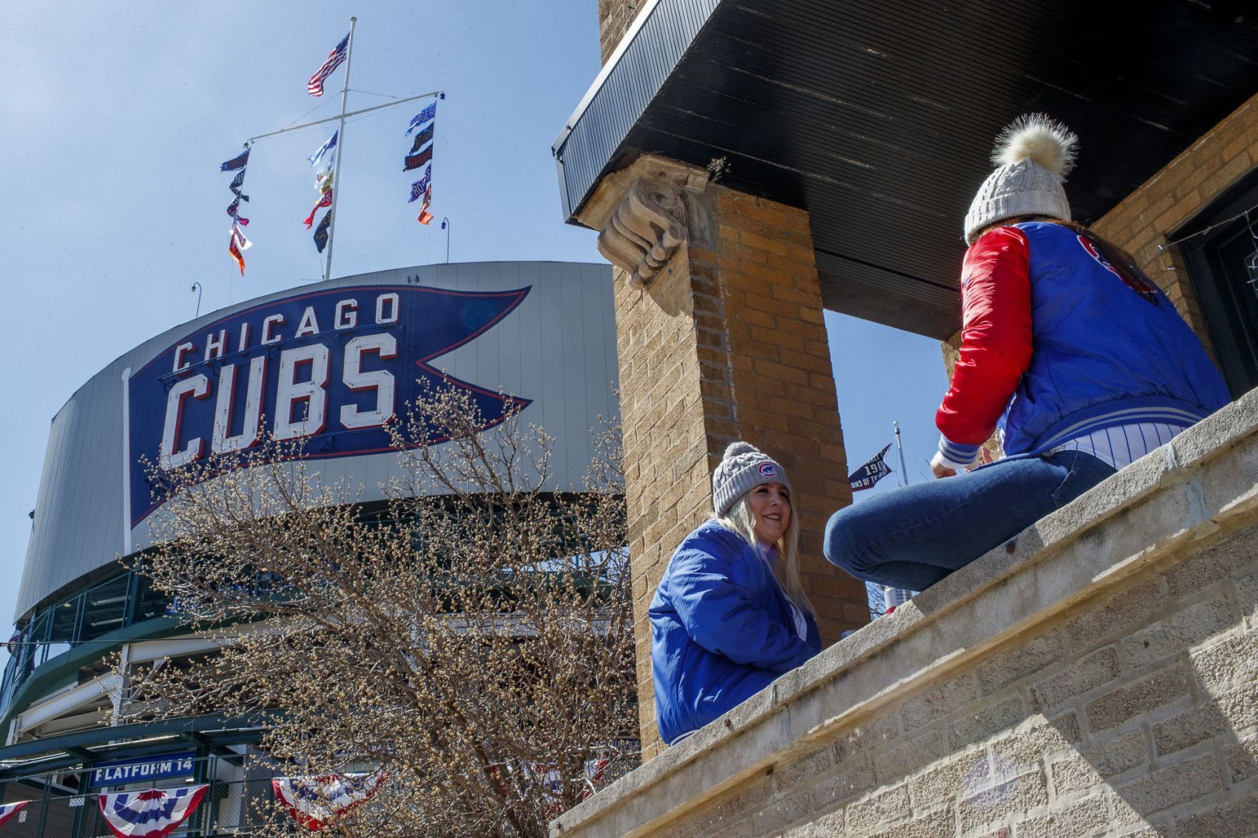 SPORTS-FOR-CHICAGO-CUBS-FANS-WHO-3-TB.jpg